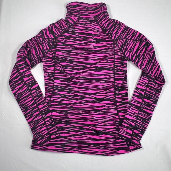 Under Armour 1/2 Zip Pullover Size Small Pink Black Animal Print Thumb Holes - Picture 4 of 7